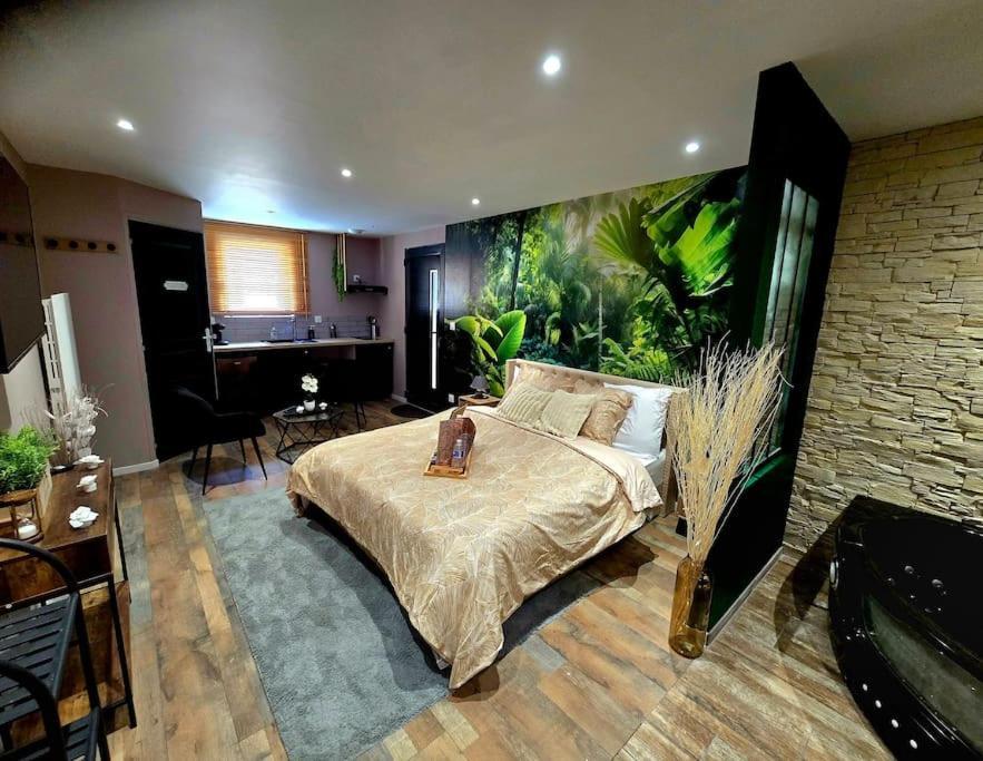Appartement Chambre Cosy - Jacuzzi - Little Room วอนดูม ภายนอก รูปภาพ